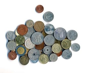 Münzen in verschiedenen Währungen